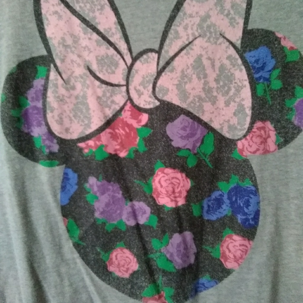 Disney top - Picture 3 of 4